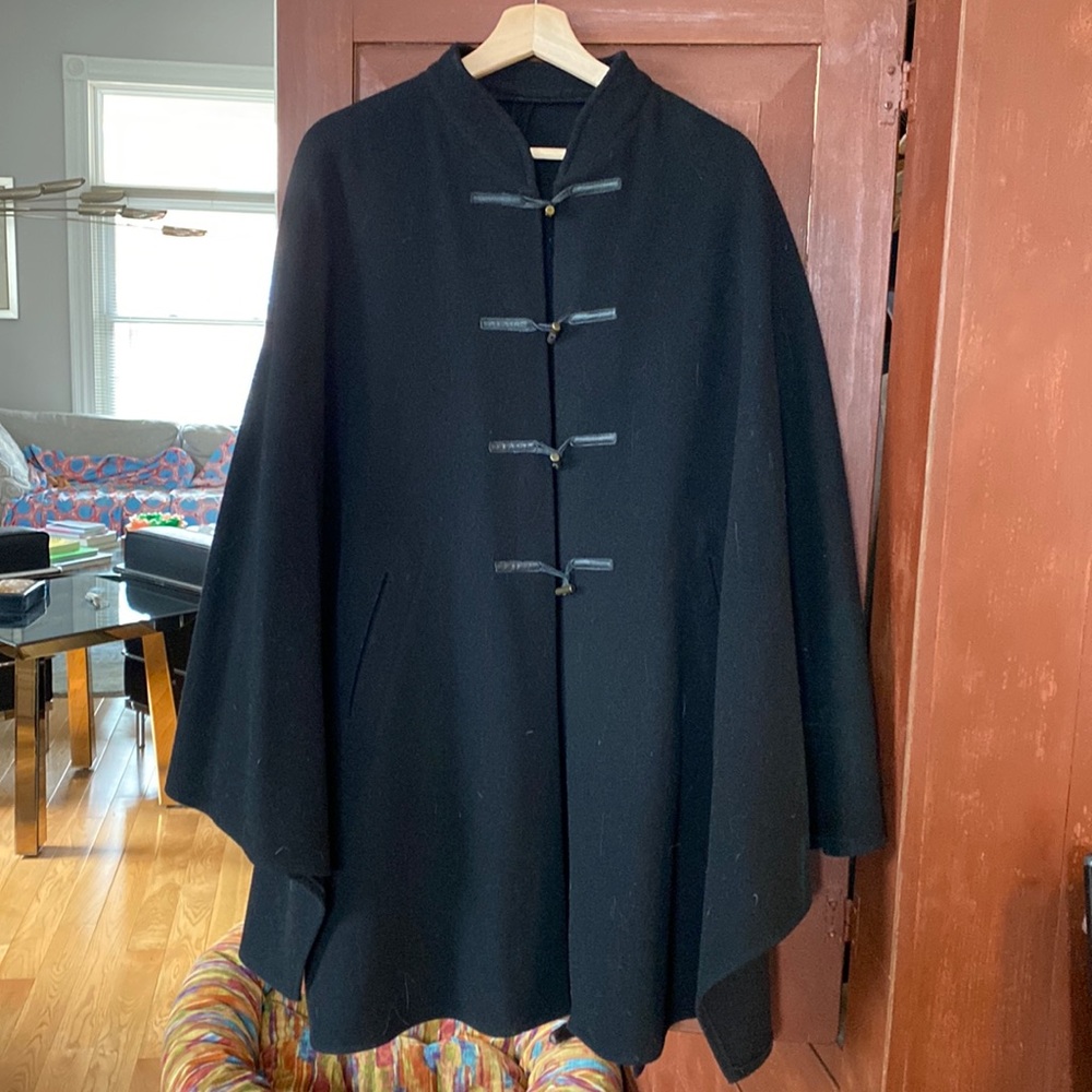 100% Virgin Wool Cape